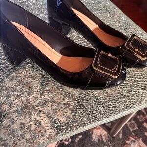Clarks Orabella Fame Women Shoes black patent leather with gold Buckle timeless